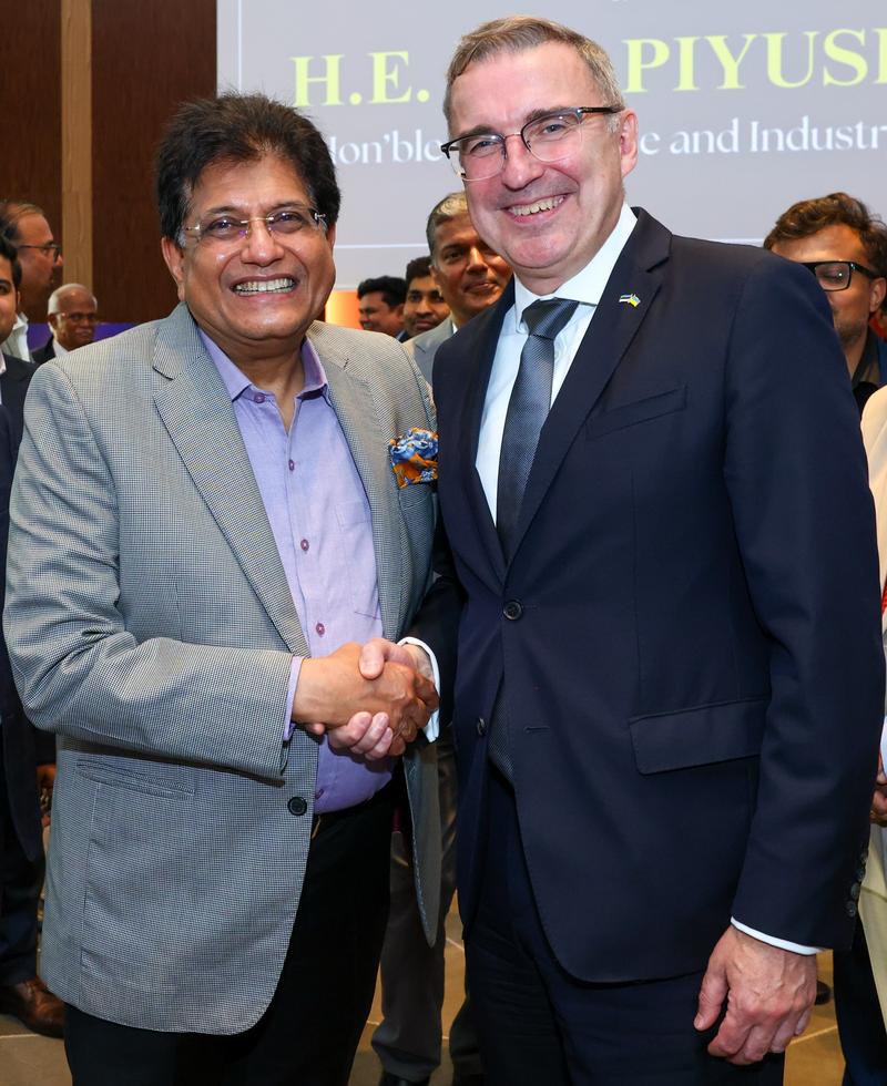 Ambassador hosted a reception in the honour of Hon'ble Minister of Commerce and Industry of India
